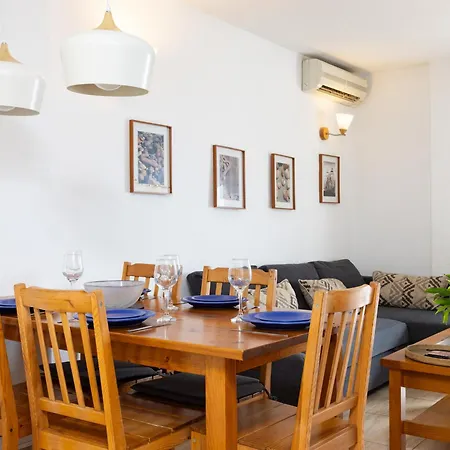Live Caletillas Garoe Familiar Apartment